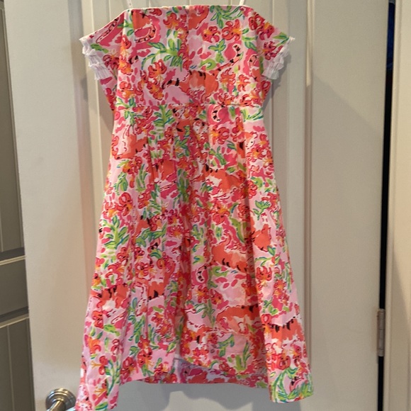 Gorgeous and flirty Lilly Pulitzer Strapless Dress Size 4 - Picture 4 of 7